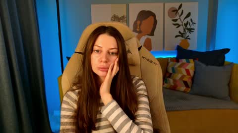 lillibright online show from December 25, 2024, 2:23 pm