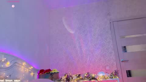 LilliMoore online show from October 1, 2025, 11:33 pm