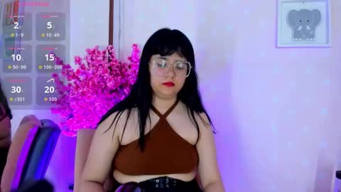 lillit_darkheart_ online show from September 19, 2025, 6:30 pm