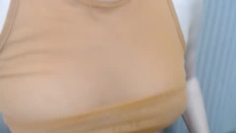 Lilu online show from December 20, 2024, 10:11 pm