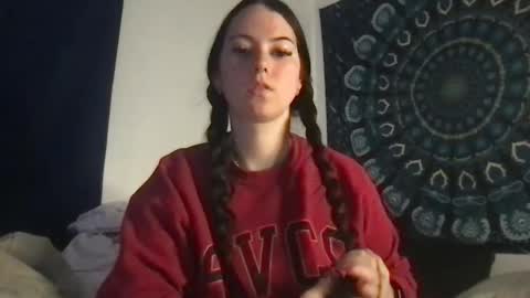 lillstephanie online show from September 10, 2025, 12:10 am