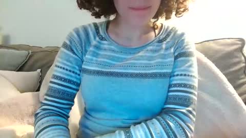 Snapshot of lilly49547 chatting on December 4, 2025, 10:51 pm Lilly online show from December 4, 2025, 10:51 pm