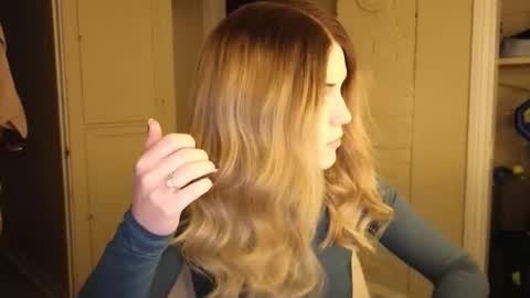 Snapshot of lilly_adams88 chatting on February 22, 2026, 4:24 am lilly_adams88 online show from February 22, 2026, 4:24 am