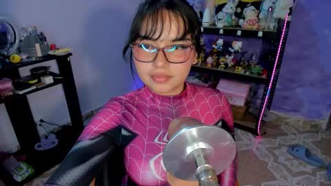 Lilly  online show from September 12, 2025, 2:55 am