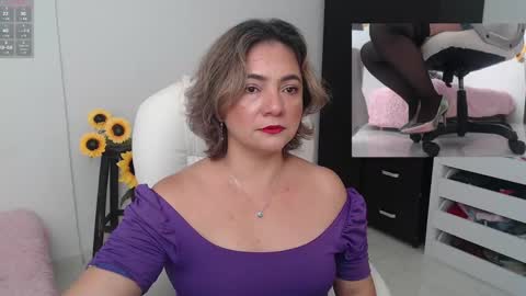 Lilly online show from December 2, 2024, 11:51 pm