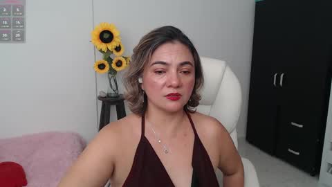 Lilly online show from December 18, 2024, 3:15 am