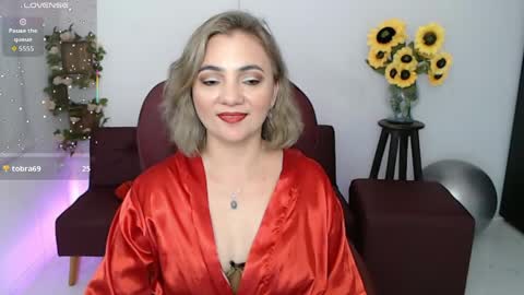 Snapshot of lilly_milf chatting on April 26, 2026, 3:10 pm Lilly online show from April 26, 2026, 3:10 pm