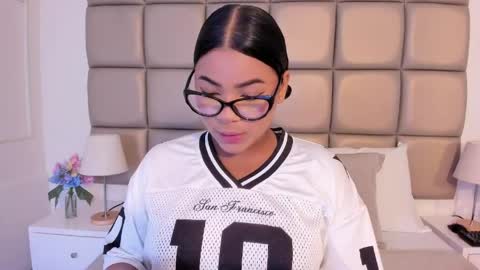 Lilly  online show from April 25, 2026, 3:31 am