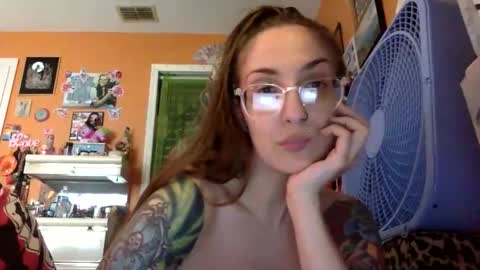 hi guys im back on here 3 online show from April 12, 2026, 8:03 pm