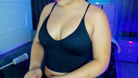Lilly Ortiz online show from February 26, 2025, 8:22 pm
