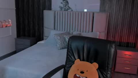 Snapshot of lillyortiz_ chatting on February 10, 2026, 11:36 am Lilly Ortiz online show from February 10, 2026, 11:36 am