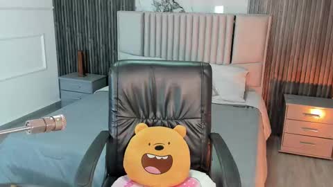 Snapshot of lillyortiz_ chatting on March 16, 2026, 7:40 pm Lilly Ortiz online show from March 16, 2026, 7:40 pm