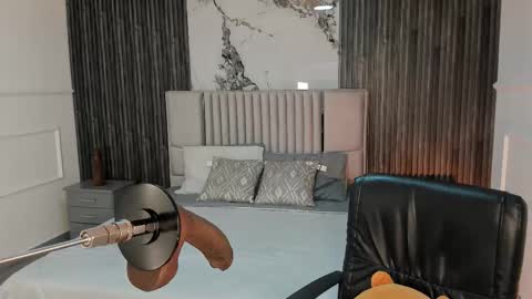 Snapshot of lillyortiz_ chatting on March 19, 2026, 7:51 pm Lilly Ortiz online show from March 19, 2026, 7:51 pm