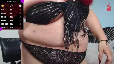 Lilly online show from November 14, 2025, 8:51 pm