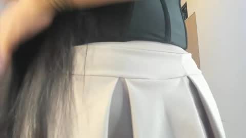 lillyy16 online show from May 14, 2026, 11:06 am