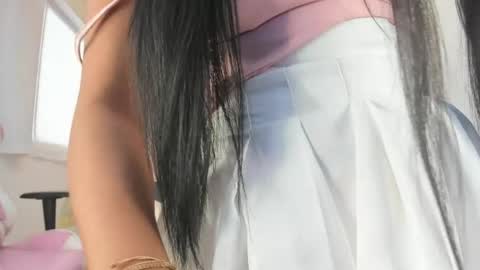 lillyy16 online show from May 18, 2026, 11:05 am