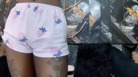 lilmissbaddiexxx online show from March 28, 2026, 4:28 pm