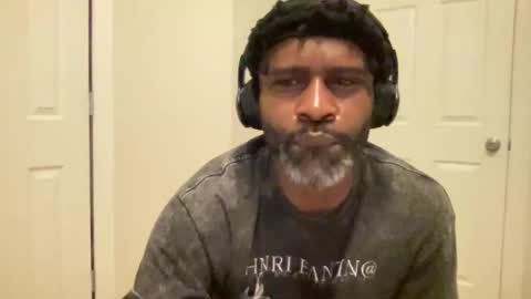 lilnasty100 online show from February 15, 2026, 7:51 am