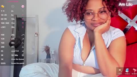 Snapshot of lilotoronto chatting on October 15, 2025, 2:39 pm lilotoronto online show from October 15, 2025, 2:39 pm