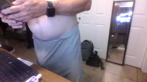 Snapshot of lilpackage69 chatting on October 16, 2025, 2:34 am lilpackage69 online show from October 16, 2025, 2:34 am