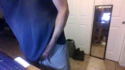 Snapshot of lilpackage69 chatting on October 19, 2025, 3:40 am lilpackage69 online show from October 19, 2025, 3:40 am