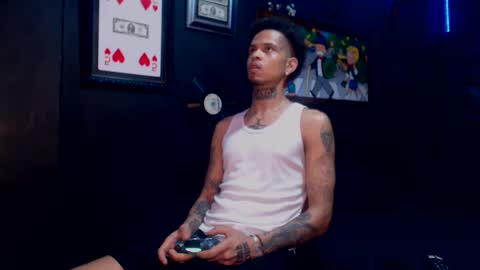 Snapshot of lilray99 chatting on December 7, 2024, 1:58 am  ONLYFANS   online show from December 7, 2024, 1:58 am