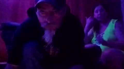 lilsmokey629501 online show from November 1, 2025, 2:13 am