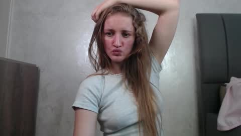 liltightbabe online show from September 19, 2025, 12:39 pm