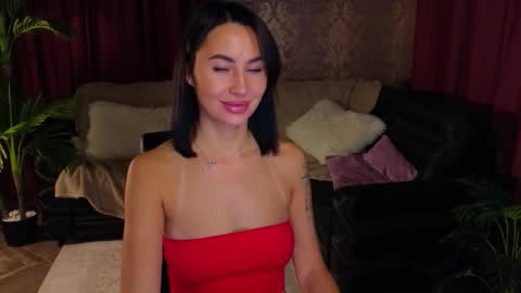 Lilu online show from October 16, 2025, 4:13 am