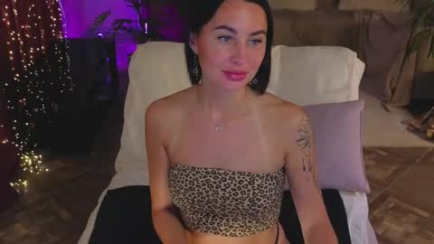 Lilu online show from May 7, 2026, 4:34 pm