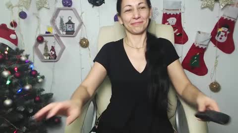 lilugrants online show from December 15, 2024, 10:26 pm