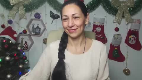 lilugrants online show from December 19, 2024, 7:29 pm