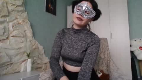 lily201100 online show from October 4, 2025, 12:36 pm
