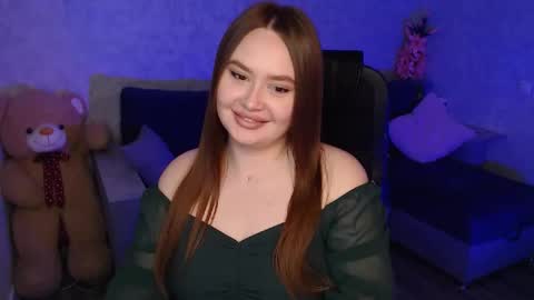 lily_baker_ online show from February 10, 2026, 3:05 pm