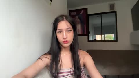 Snapshot of lily_cooper2 chatting on August 3, 2026, 8:56 pm Lily Cooper online show from August 3, 2026, 8:56 pm