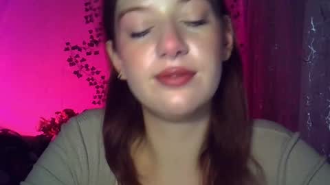 lily_ember online show from November 6, 2025, 6:53 pm