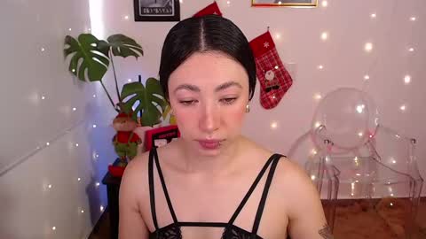 just lily online show from December 7, 2024, 10:06 pm
