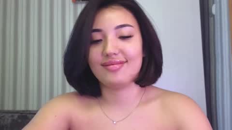 Lily online show from October 9, 2025, 10:46 am