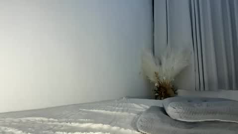 Snapshot of lily_kaye chatting on May 24, 2026, 9:36 am rika online show from May 24, 2026, 9:36 am