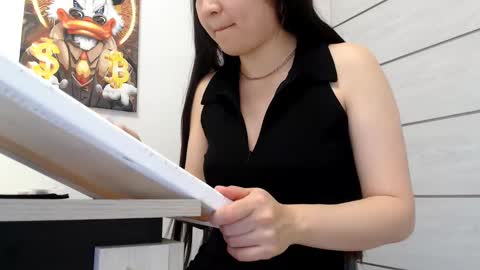Lily Litle online show from December 4, 2024, 10:08 pm