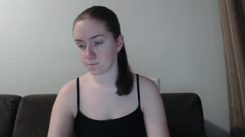 Snapshot of lily_love_x chatting on December 14, 2024, 11:34 pm lily_love_x online show from December 14, 2024, 11:34 pm