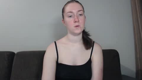 Snapshot of lily_love_x chatting on December 15, 2024, 11:31 pm lily_love_x online show from December 15, 2024, 11:31 pm