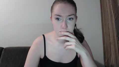 Snapshot of lily_love_x chatting on December 26, 2024, 3:49 am lily_love_x online show from December 26, 2024, 3:49 am