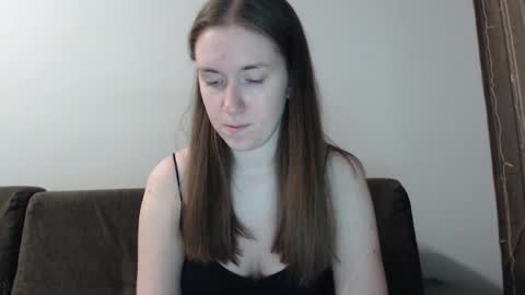 Snapshot of lily_love_x chatting on January 14, 2025, 1:47 am lily_love_x online show from January 14, 2025, 1:47 am
