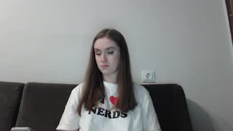 Snapshot of lily_love_x chatting on February 1, 2025, 1:55 am lily_love_x online show from February 1, 2025, 1:55 am