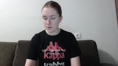 Snapshot of lily_love_x chatting on February 10, 2025, 5:14 am lily_love_x online show from February 10, 2025, 5:14 am