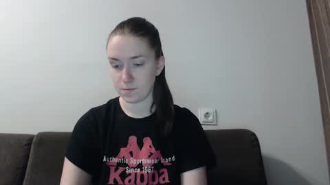Snapshot of lily_love_x chatting on February 12, 2025, 4:01 am lily_love_x online show from February 12, 2025, 4:01 am