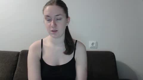 Snapshot of lily_love_x chatting on February 14, 2025, 6:34 am lily_love_x online show from February 14, 2025, 6:34 am