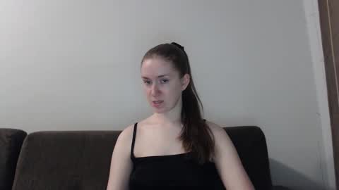 Snapshot of lily_love_x chatting on September 11, 2025, 5:40 am lily_love_x online show from September 11, 2025, 5:40 am