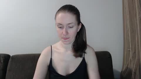Snapshot of lily_love_x chatting on June 18, 2026, 5:51 am lily_love_x online show from June 18, 2026, 5:51 am